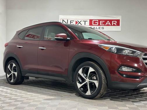 Ruby Wine 2016 Hyundai TUCSON Limited