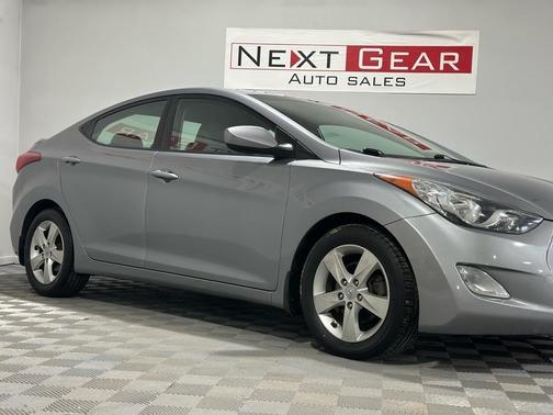 Titanium Gray Metallic 2013 Hyundai ELANTRA GLS