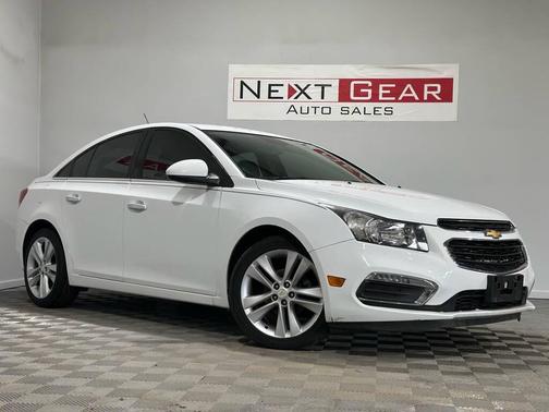 White 2015 Chevrolet Cruze LTZ