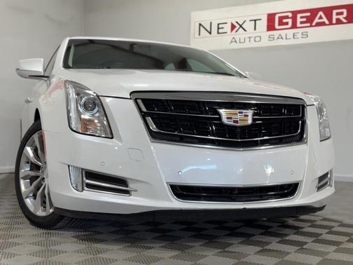 White 2017 Cadillac XTS Premium Luxury