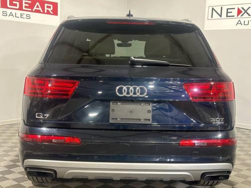 2017 Audi Q7 3.0T Premium
