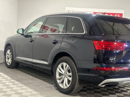 2017 Audi Q7 3.0T Premium