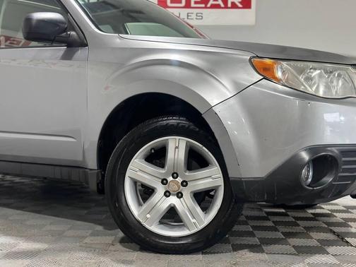 Steel Silver Metallic 2010 Subaru Forester 2.5X Limited