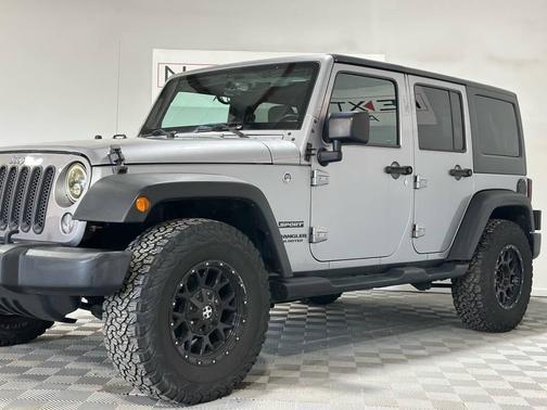 Silver 2017 Jeep Wrangler Unlimited Sport