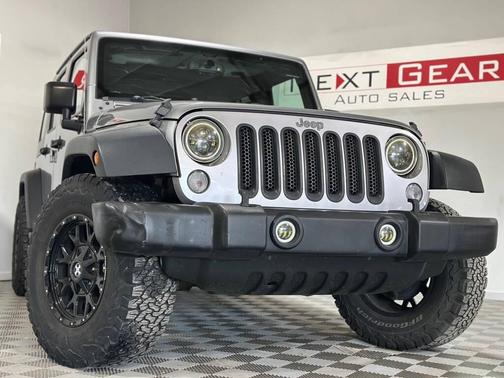 Silver 2017 Jeep Wrangler Unlimited Sport