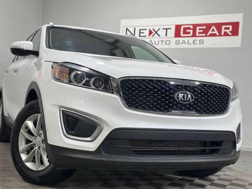 2018 Kia Sorento LX