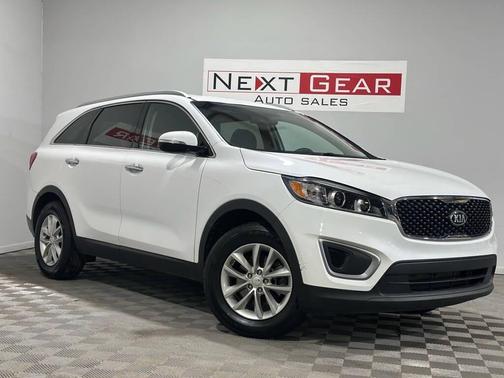 2018 Kia Sorento LX