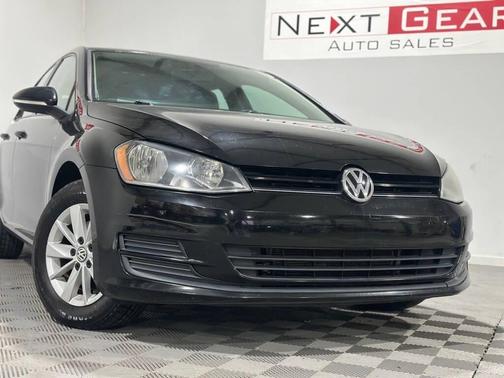 2015 Volkswagen Golf TSI S