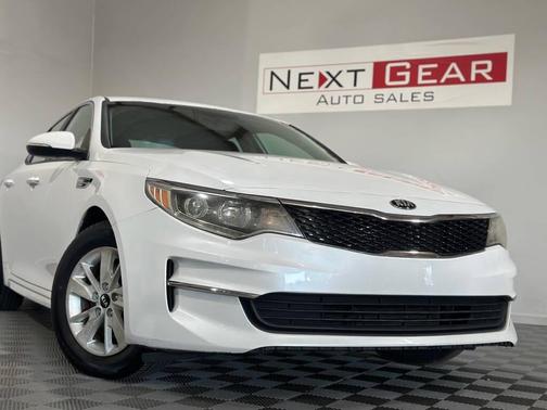 2018 Kia Optima LX