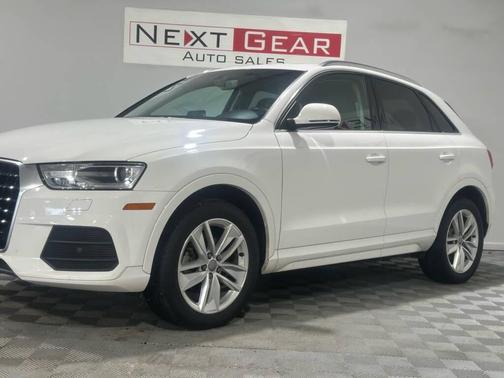 Cortina White 2016 Audi Q3 2.0T Premium Plus