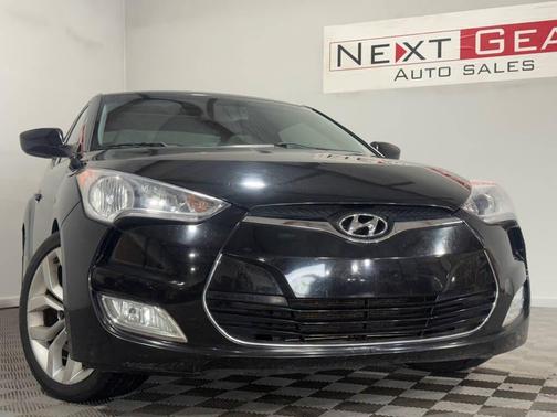 Ultra Black 2012 Hyundai Veloster Base