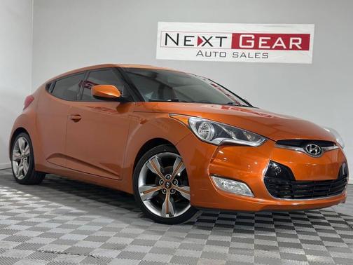 2013 Hyundai Veloster Base