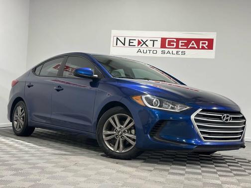 2017 Hyundai ELANTRA SE