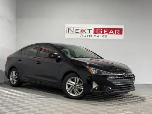 Black 2020 Hyundai ELANTRA Limited