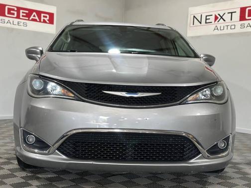 Silver 2018 Chrysler Pacifica Touring-L
