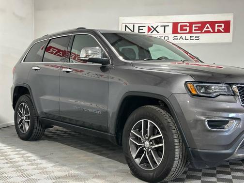 Gray 2018 Jeep Grand Cherokee Limited