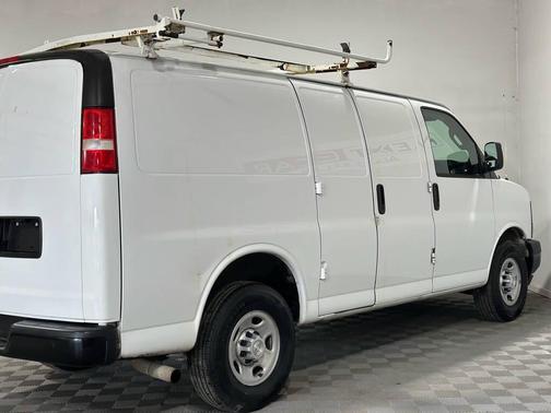 2017 Chevrolet Express 2500 Work Van