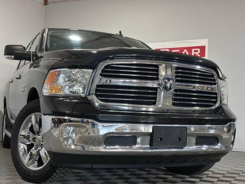 2016 RAM 1500 SLT