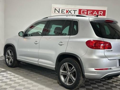 Reflex Silver Metallic 2017 Volkswagen Tiguan 2.0T Sport