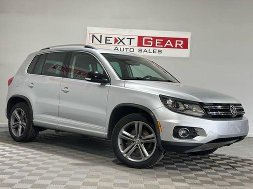 Reflex Silver Metallic 2017 Volkswagen Tiguan 2.0T Sport