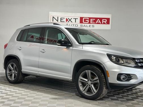 Reflex Silver Metallic 2017 Volkswagen Tiguan 2.0T Sport