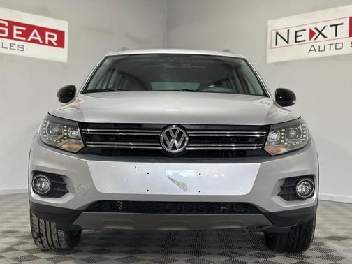Reflex Silver Metallic 2017 Volkswagen Tiguan 2.0T Sport