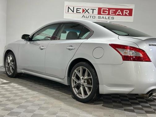 2011 Nissan Maxima SV