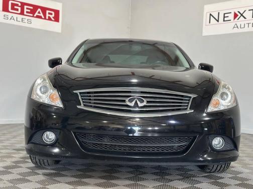 2015 INFINITI Q40 Base