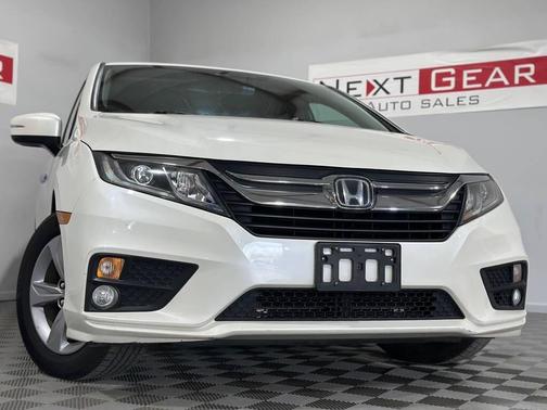 White 2019 Honda Odyssey EX-L