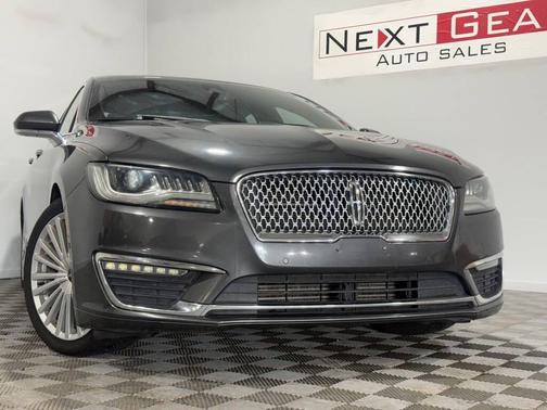 Gray 2017 Lincoln MKZ Reserve