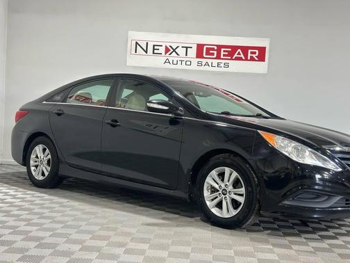 Phantom Black Metallic 2014 Hyundai SONATA GLS