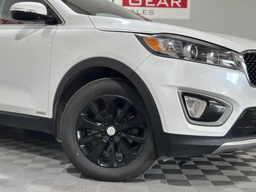 2016 Kia Sorento EX