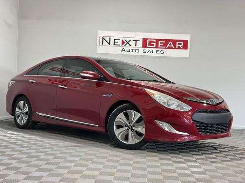Venetian Red Pearl 2015 Hyundai SONATA Hybrid Limited