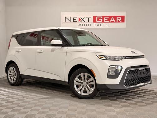 White 2020 Kia Soul LX