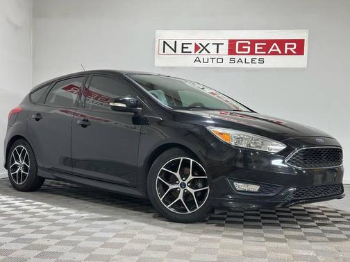 Black 2015 Ford Focus SE