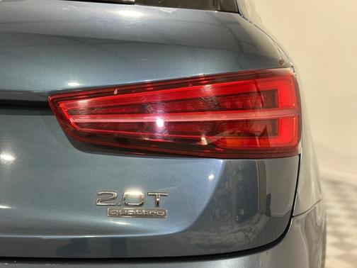 Utopia Blue Metallic 2016 Audi Q3 2.0T Premium Plus