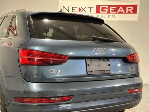 Utopia Blue Metallic 2016 Audi Q3 2.0T Premium Plus