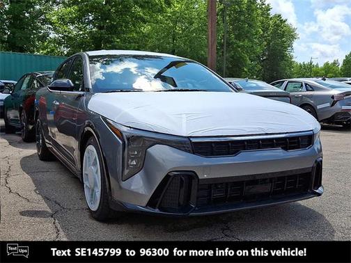 2025 Kia K4 GT-Line