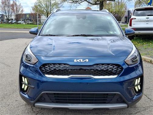 2022 Kia Niro LXS