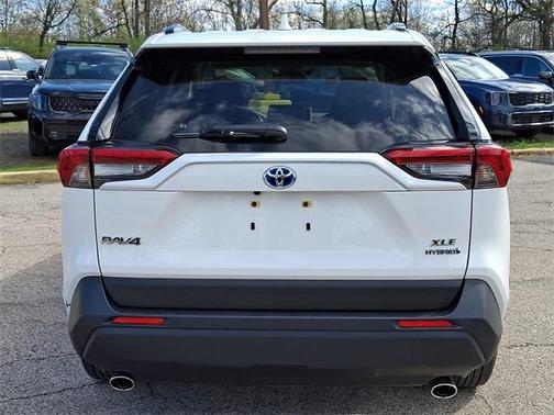 2023 Toyota RAV4 Hybrid XLE