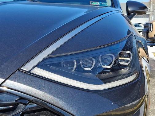 2021 Hyundai SONATA Limited