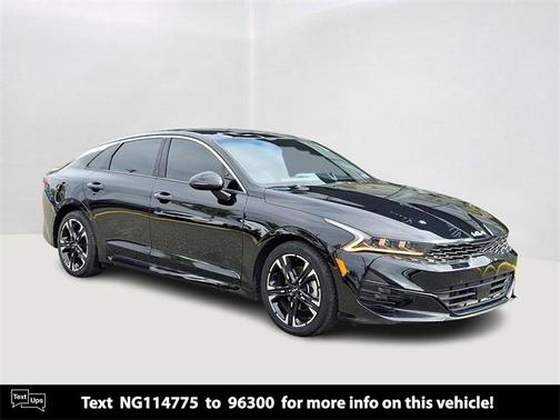2022 Kia K5 GT-Line
