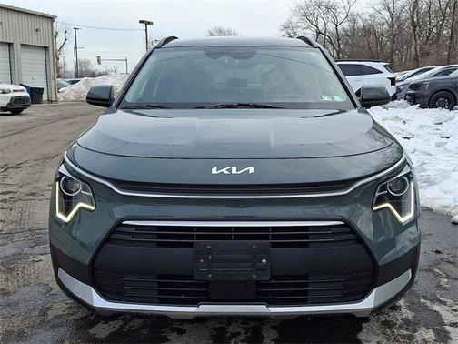 2023 Kia Niro EX
