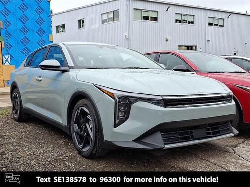 2025 Kia K4 EX