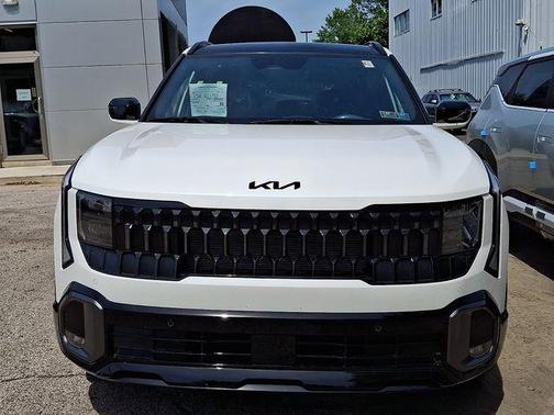 Snow White Pearl 2027 Kia Seltos X-Line S