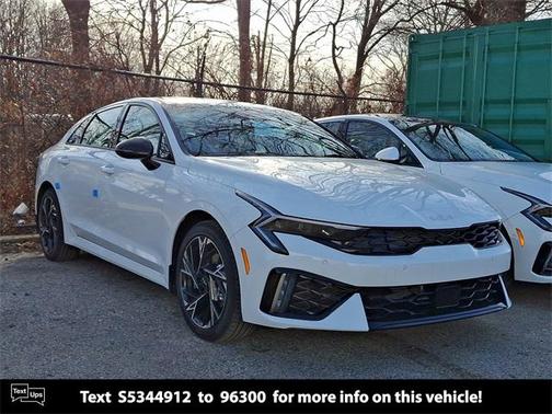 2025 Kia K5 GT-Line