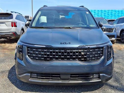 2025 Kia Carnival SX