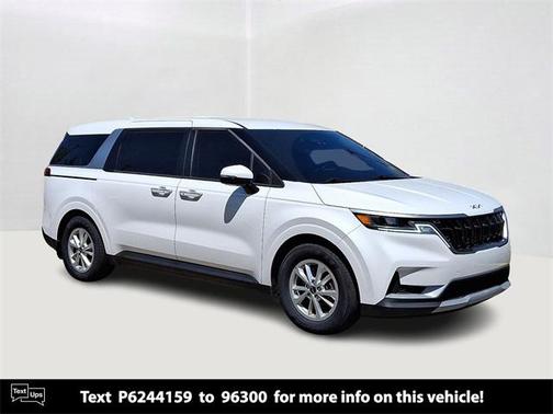 2023 Kia Carnival LX