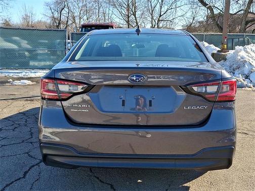 2022 Subaru Legacy Base