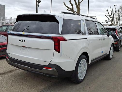 2025 Kia Carnival Hybrid SX